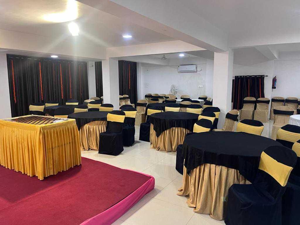 Oyo Hotel Happy Homes Bhopal Eksteriør bilde
